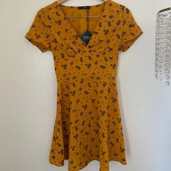 Zaful Floral V Neck A Line Mini Short Sleeves Dress Golden Yellow Dress … - Picture 10 of 17